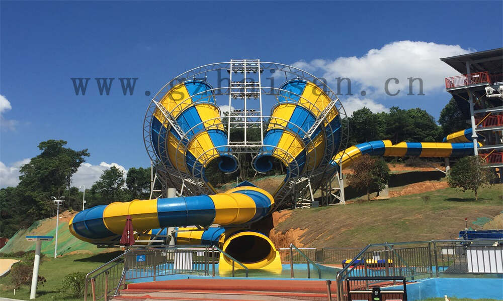 水上乐园兴建进行时：打造夏日清凉天堂