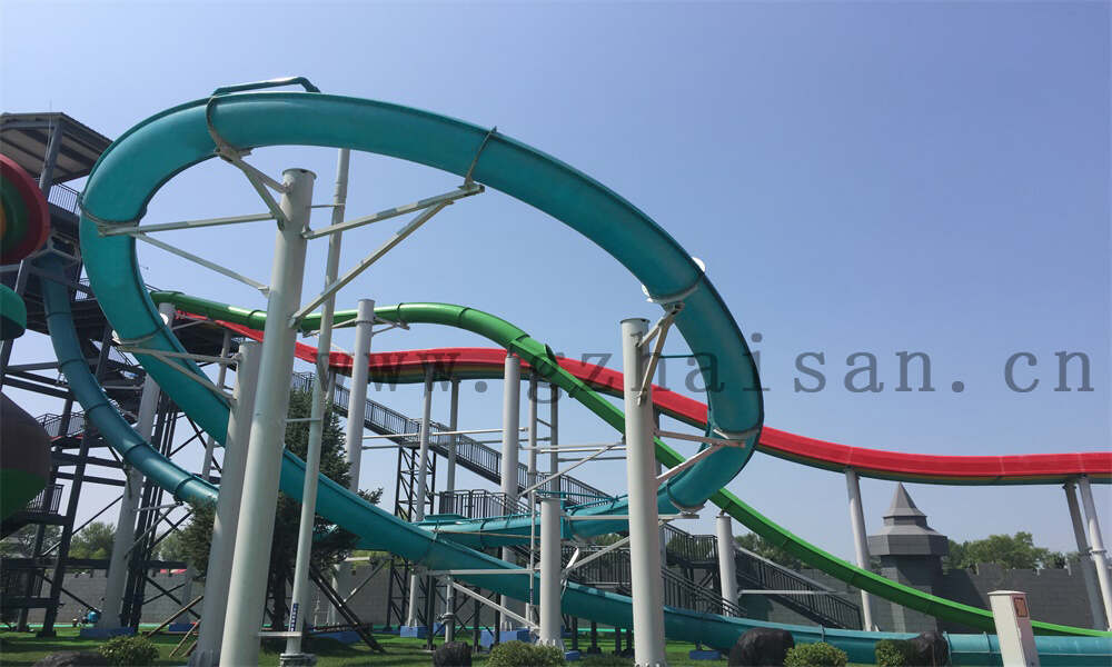 水上乐园设计的游客观景区如何提供美景？